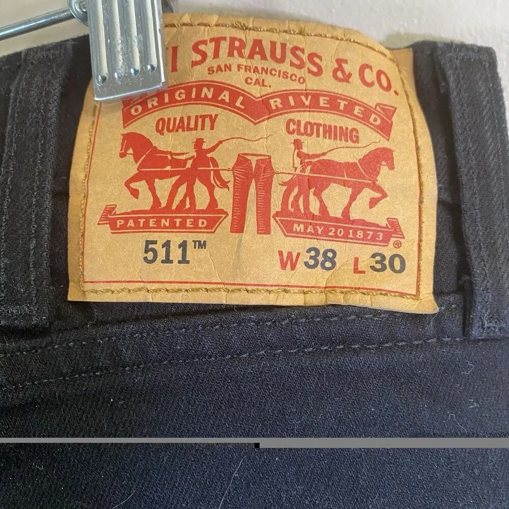 Levi's 511 Slim Fit Jeans Mens 38x30  Black Denim Tapere
